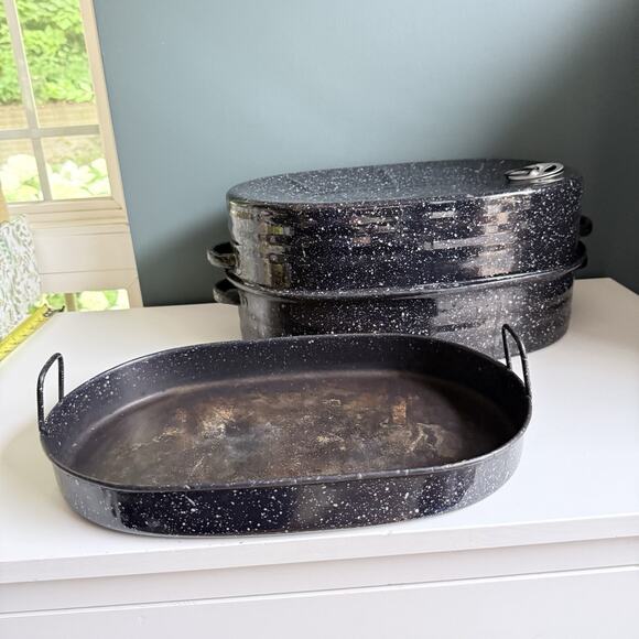 Vintage LISK Speckled Black & White Enamel Roasting Pan with Lid Patent T36 - Picture 14 of 16